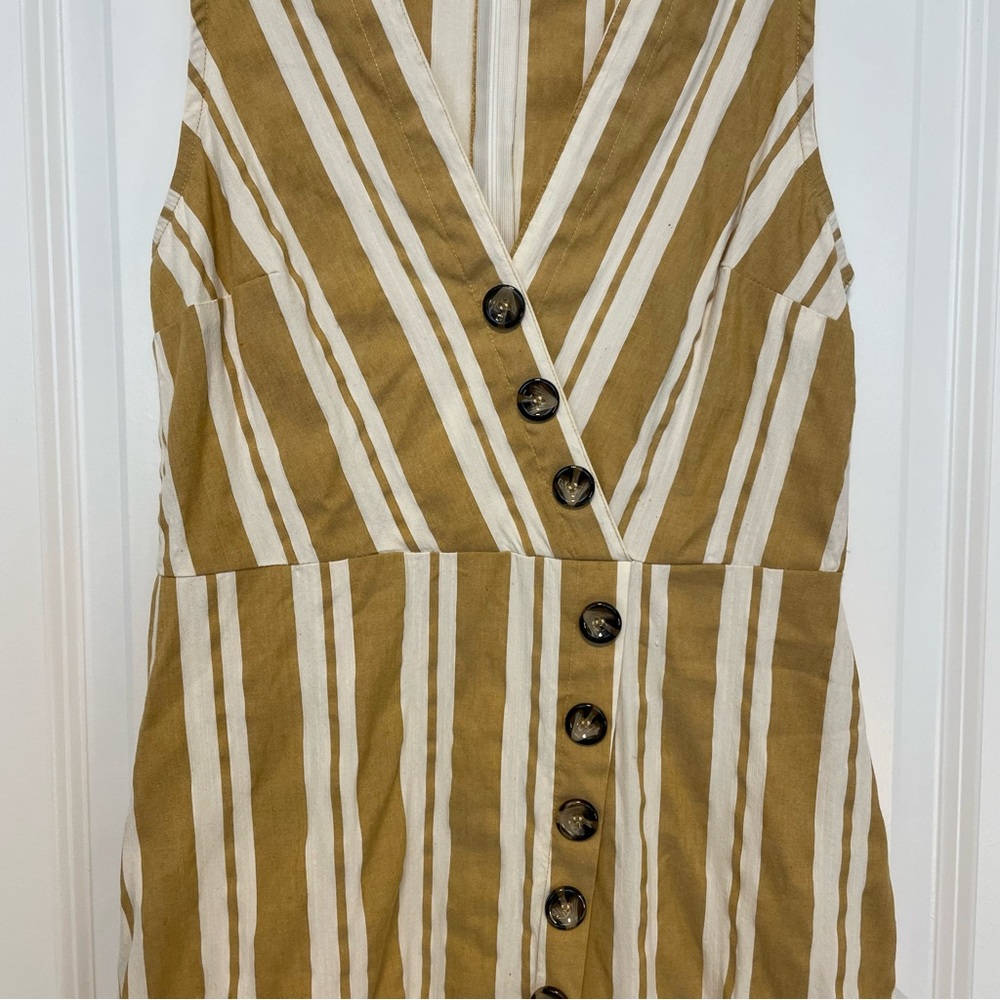 Linen dress with white and mustard stripes - Picture 2 of 8
